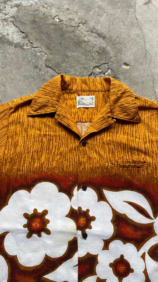 1990S HAWAIIAN BUTTON UP SHIRT - M