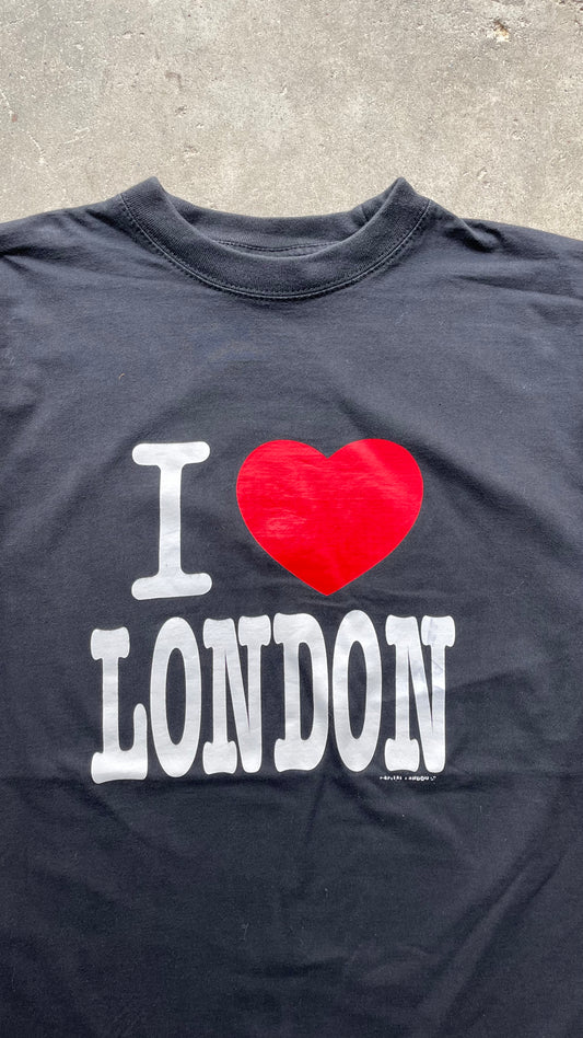 2000S I <3 LONDON TEE - M
