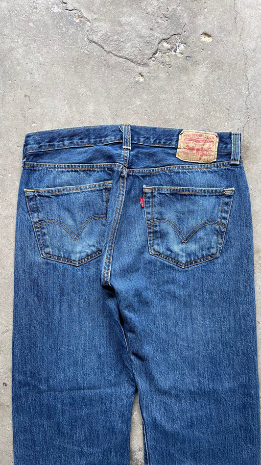 2000S LEVIS 501 FADED DENIM JEANS - 34X30