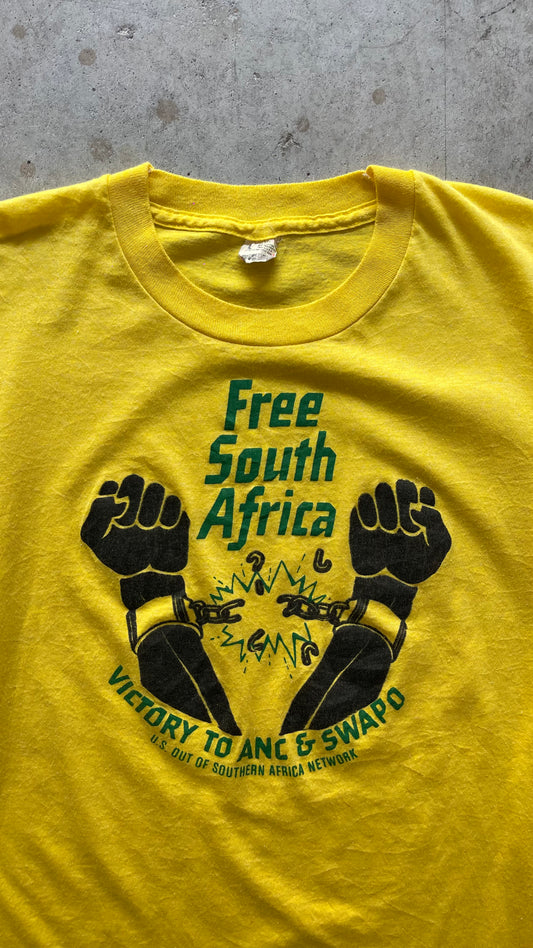 1990S "FREE SOUTH AFRICA" YELLOW TEE - L