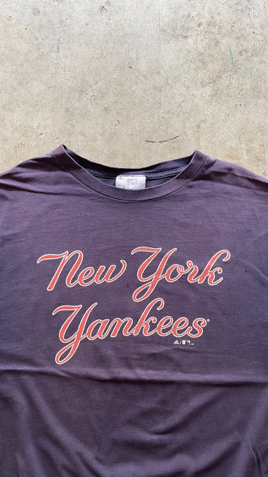 2000S "NEW YORK YANKEES" TEE - XL
