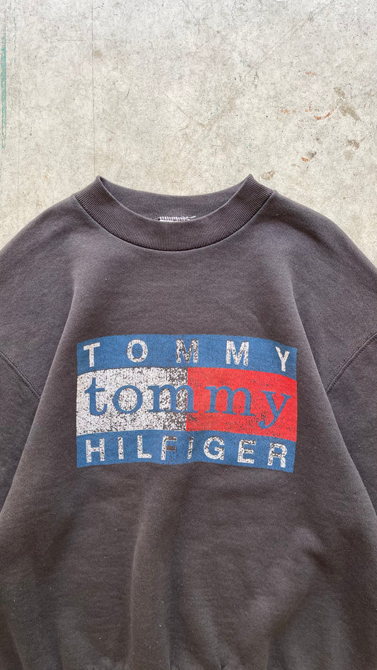 1990S TOMMY HILFIGER BLACK SWEATSHIRT - L