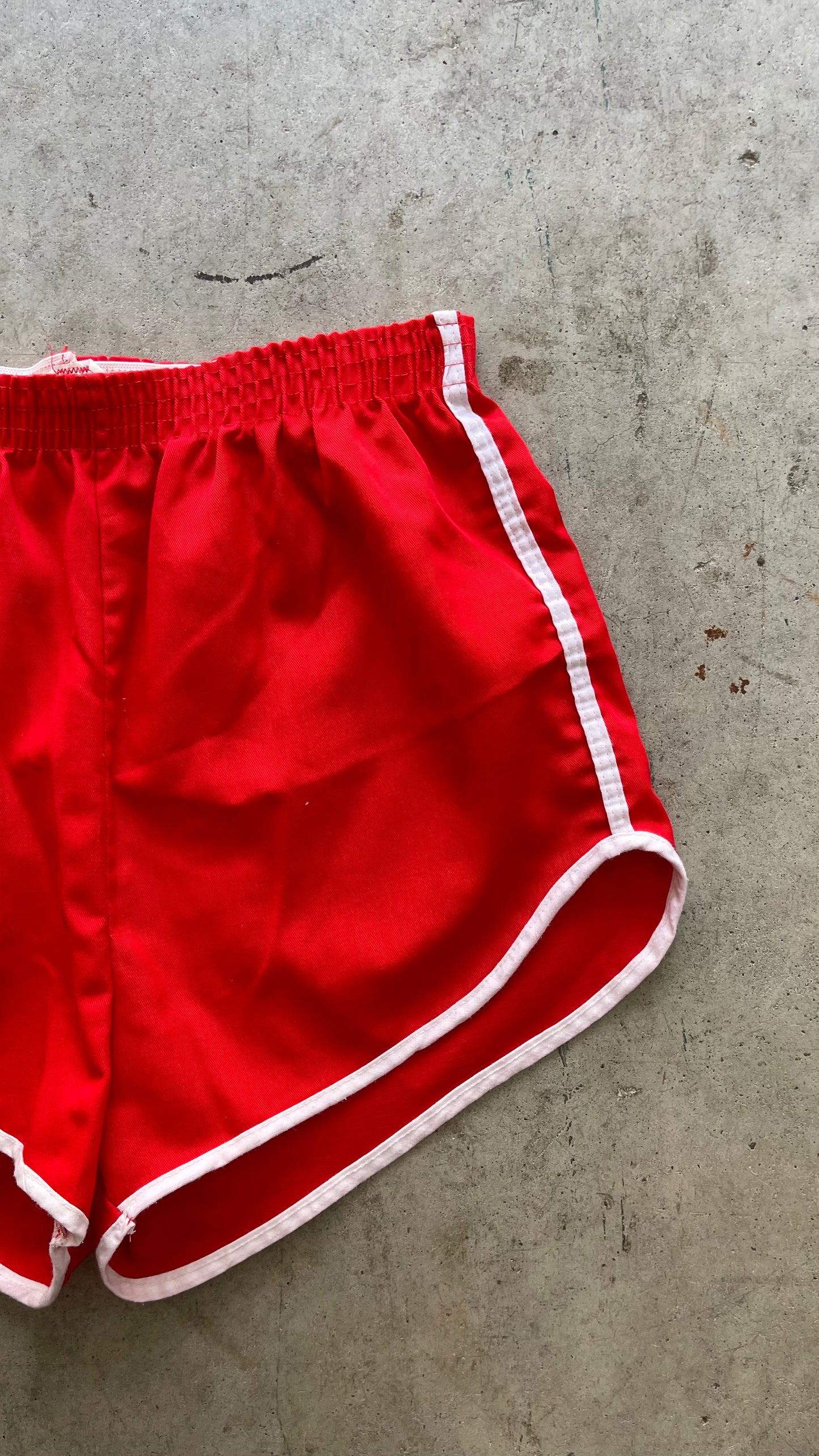 1980S RED TRACK SHORTS - 28