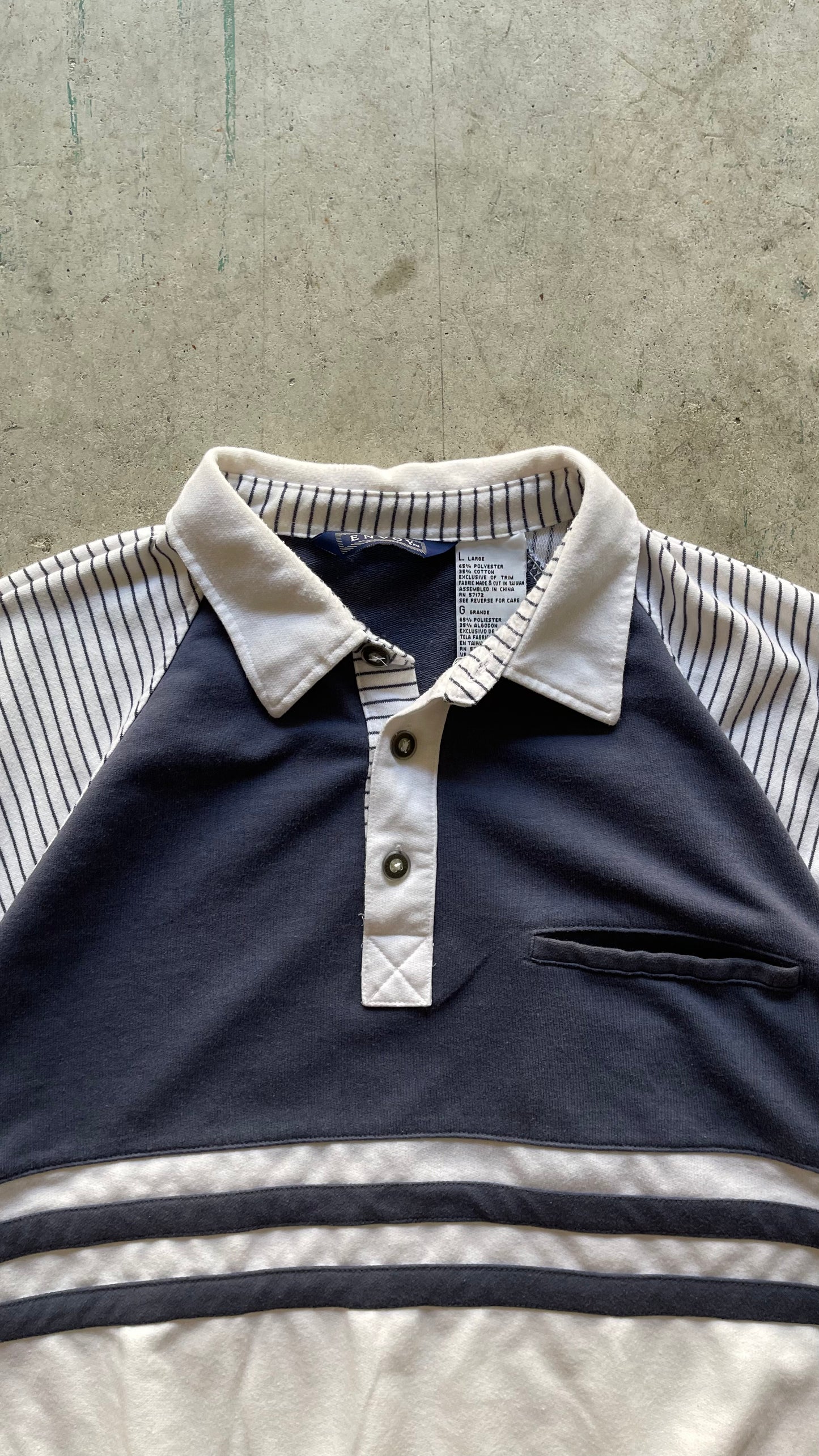 1990S STRIPLES SHORT SLEEVE BUTTOP UP SHIRT - L