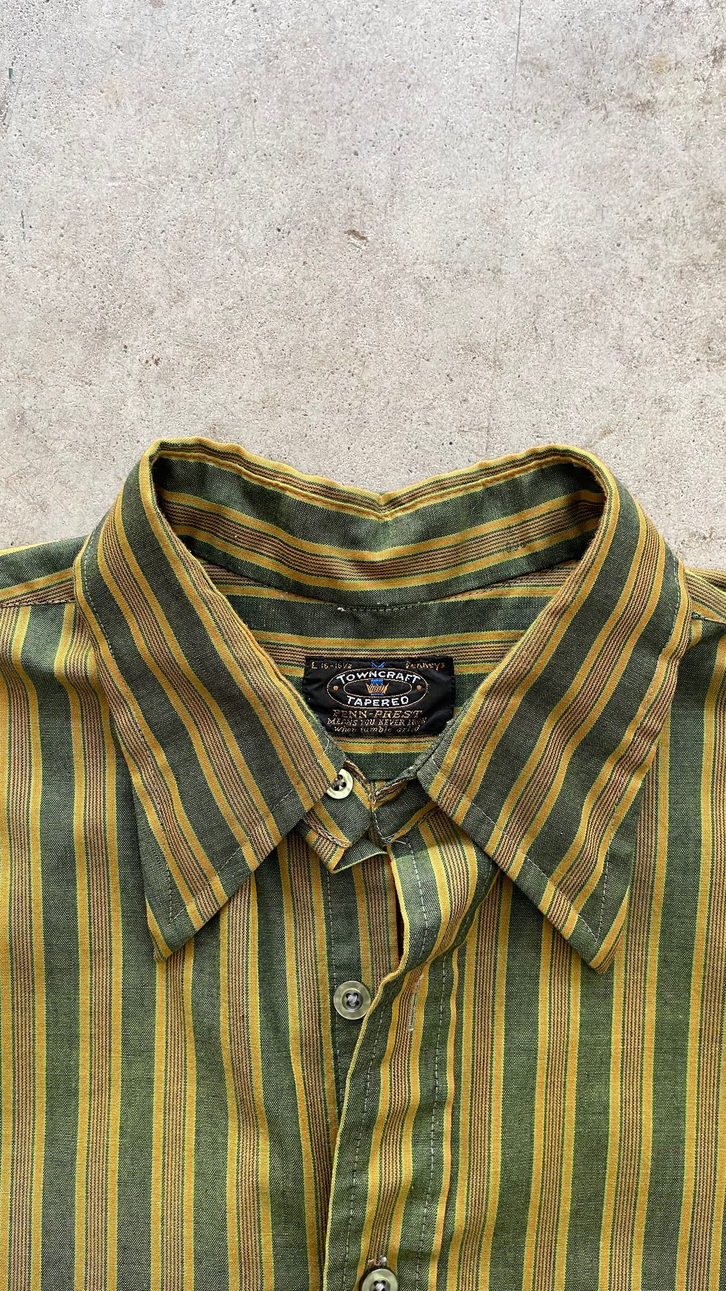 1970S GREEN STRIPED SHORT SLEEVE BUTTON UP - L