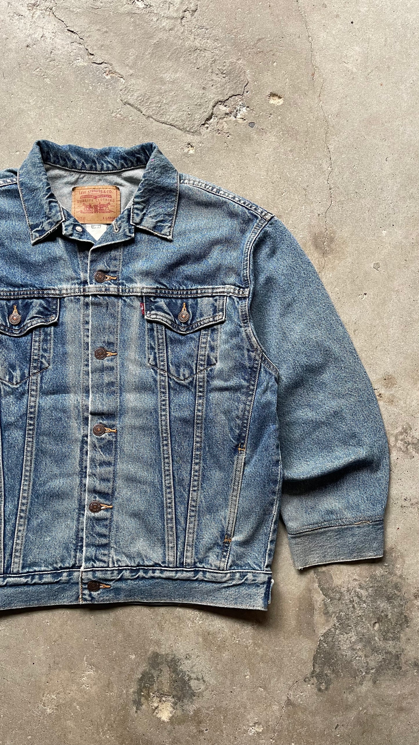2000S LEVI'S TRUCKER DENIM JACKET - M