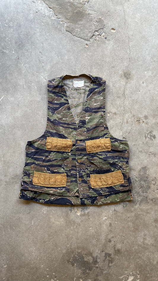 1990S TIGER CAMO HUNTING VEST - M