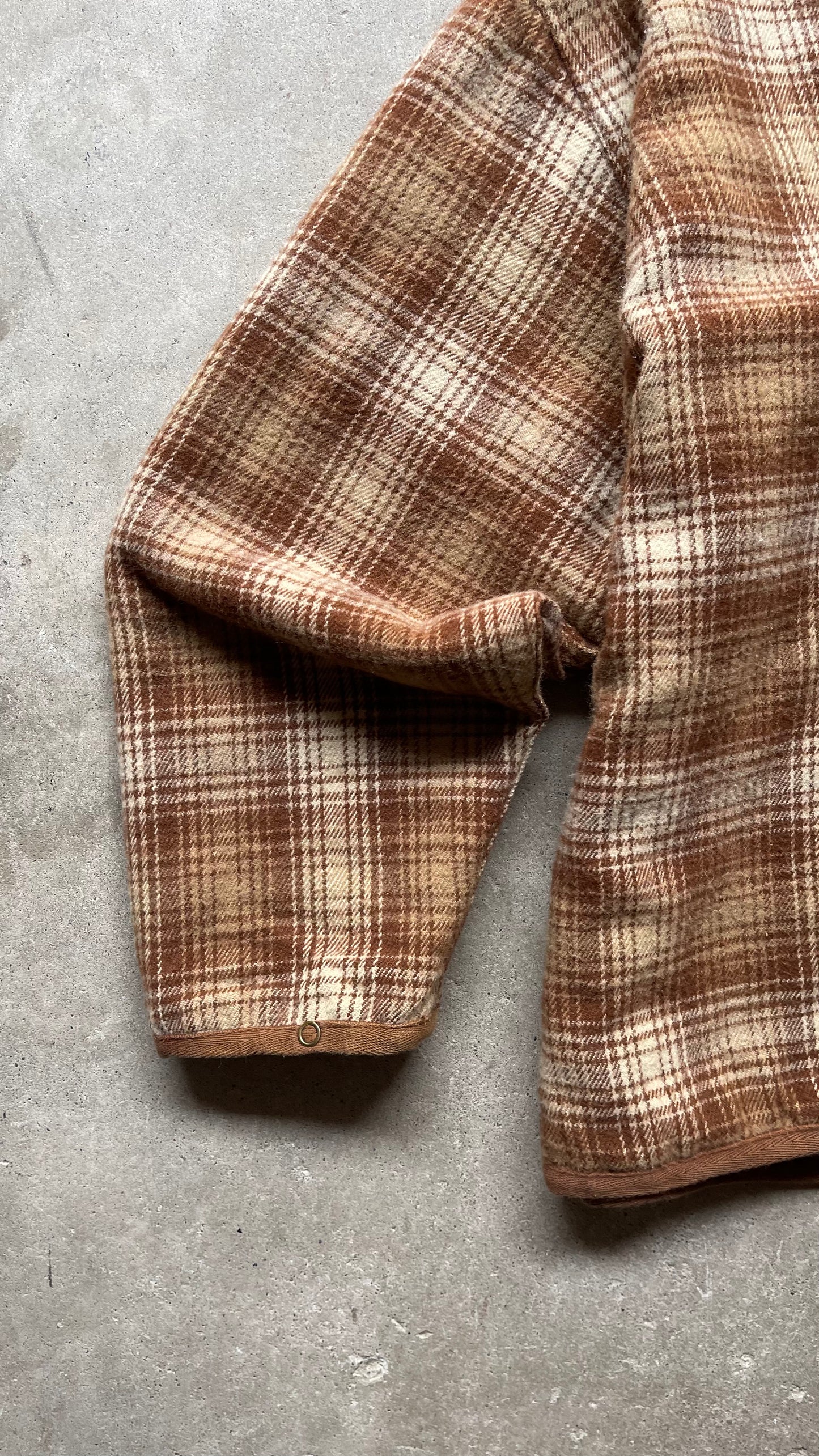 2000S PLAID BUTTON UP JACKET