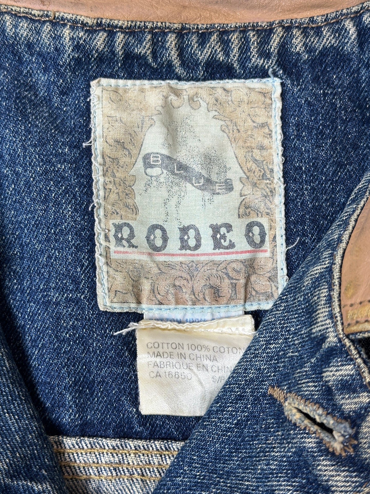 1990S - FADED DENIM TRUCKER BOXY JACKET - M
