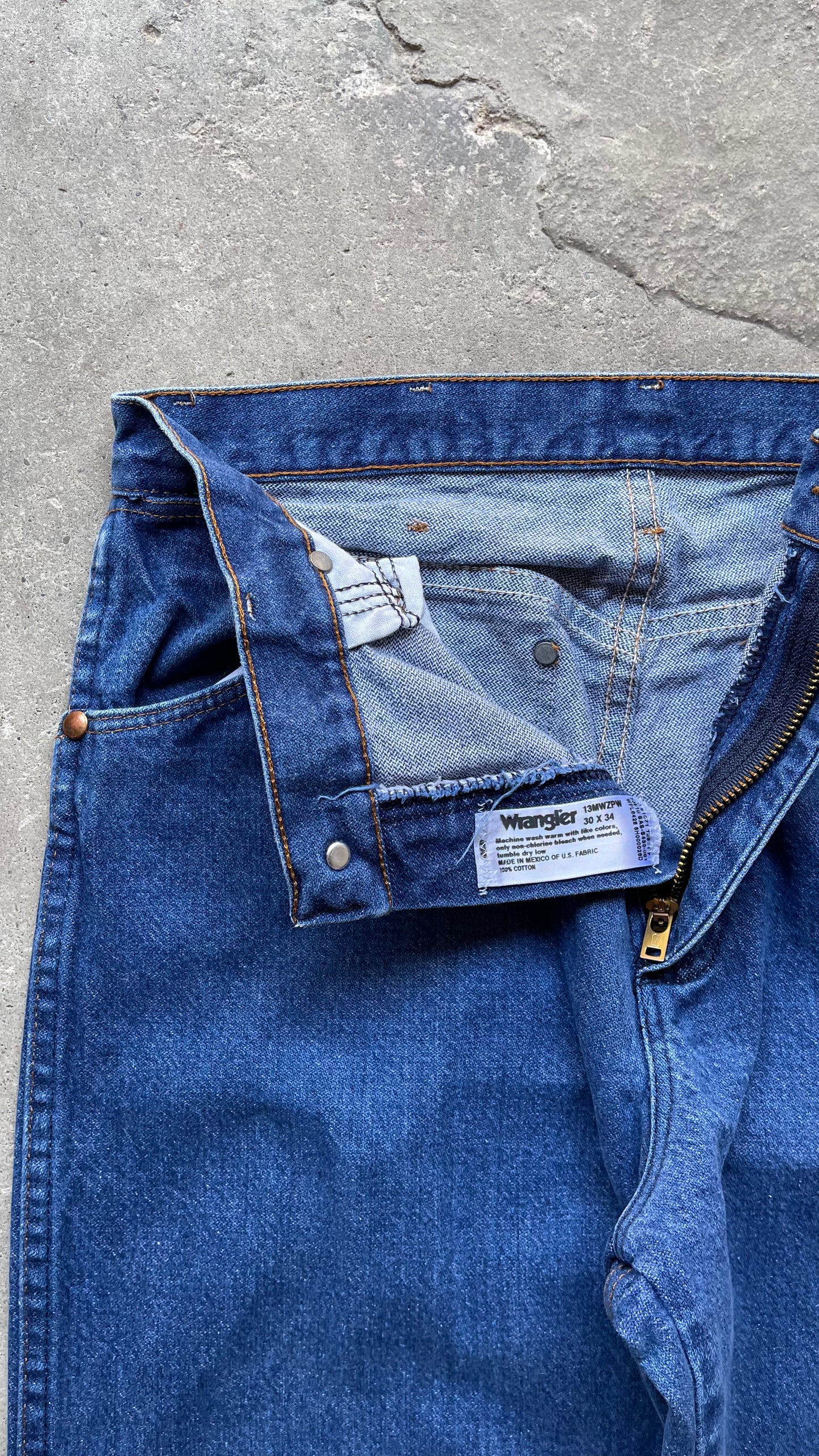 1990S WRANGLER STRAIGHT CUT JEANS - 30X34