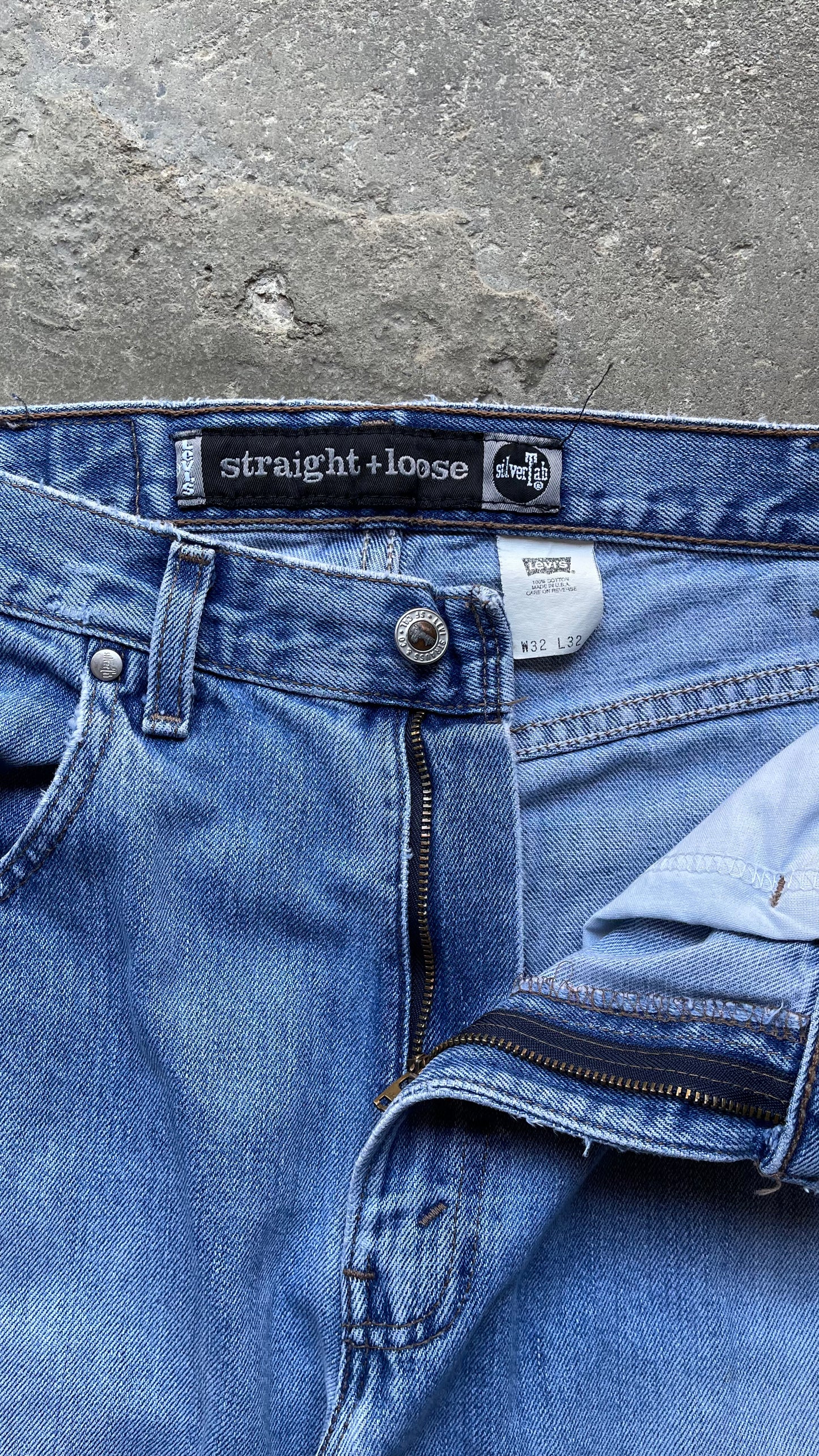 1990S LEVIS SILVER TAB "STRAIGHT + LOOSE" LIGHT DENIM JEANS - 32X32
