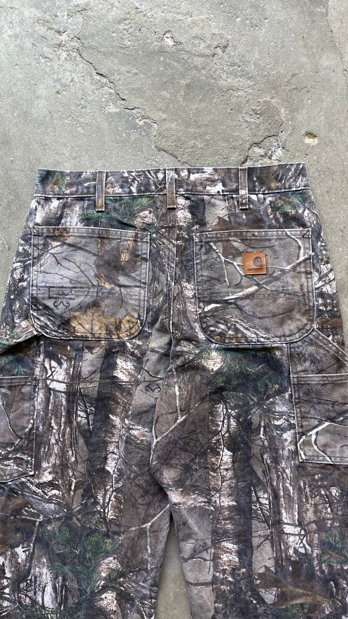 1990S CARHARTT REALTREE JEANS -