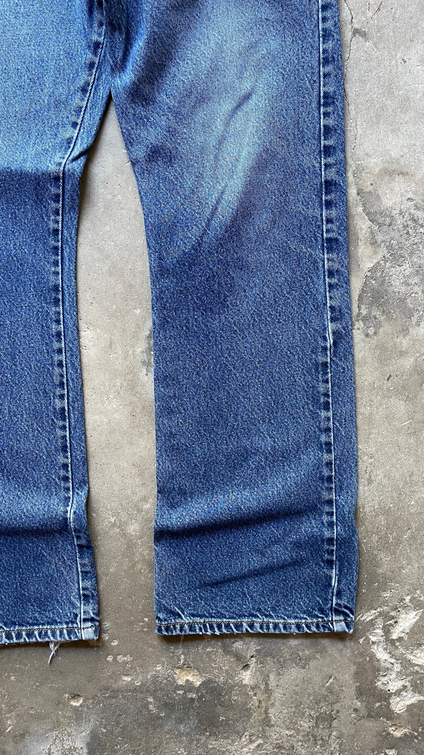 2000S LEVIS 517 BOOTCUT MID WASHED JEANS - 34X32