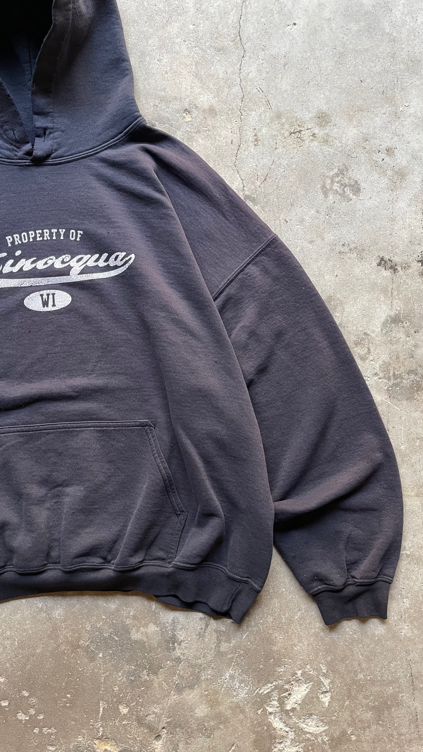1990S PROPERTY OF MINOCQUA WISCONSIN HOODIE FADED - XXL