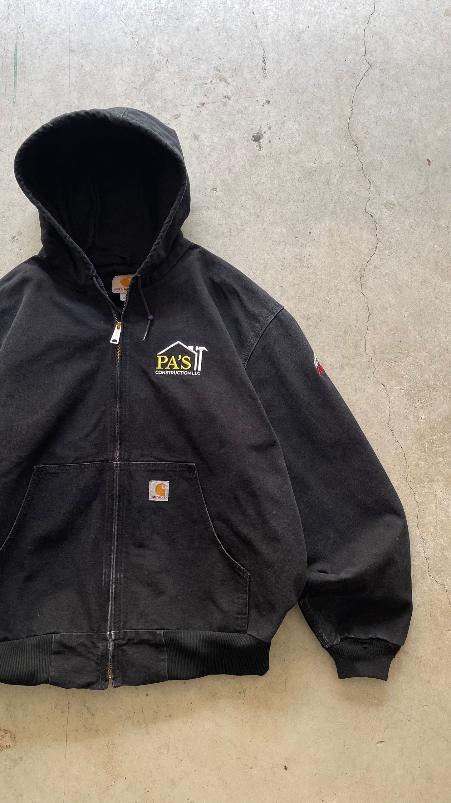 1990S FADED CARHARTT ZIP UP JACKET BLACK - XL