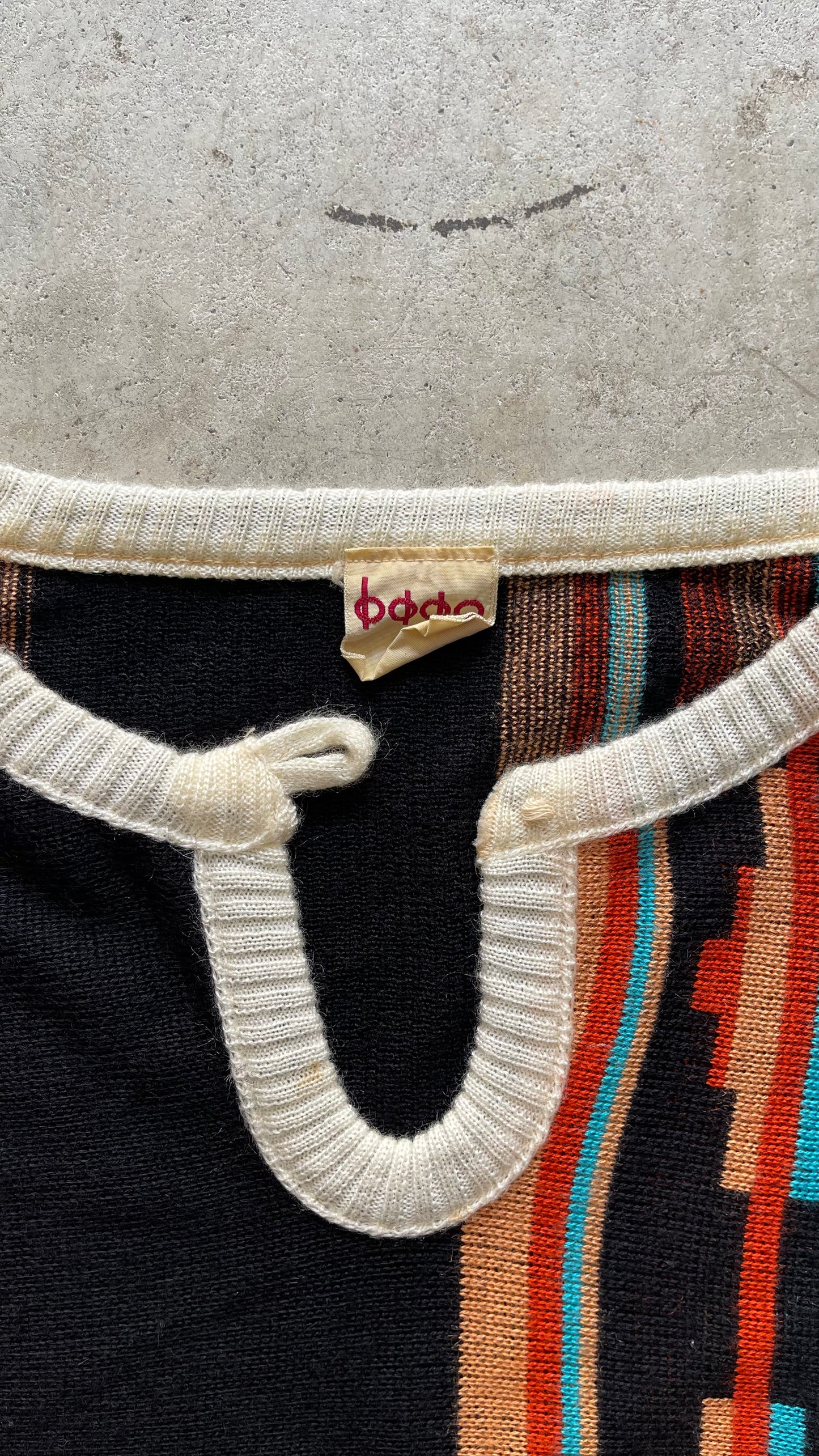1990S AZTEC SWEATER - M