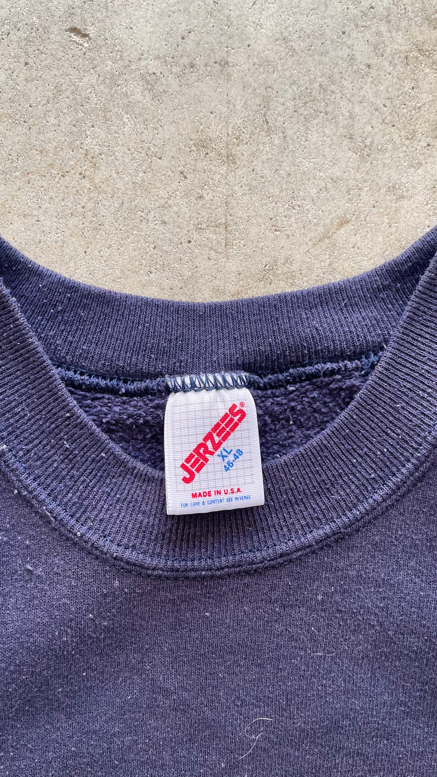1990S JERZEES FADED NAVY SWEATSHIRT - XL