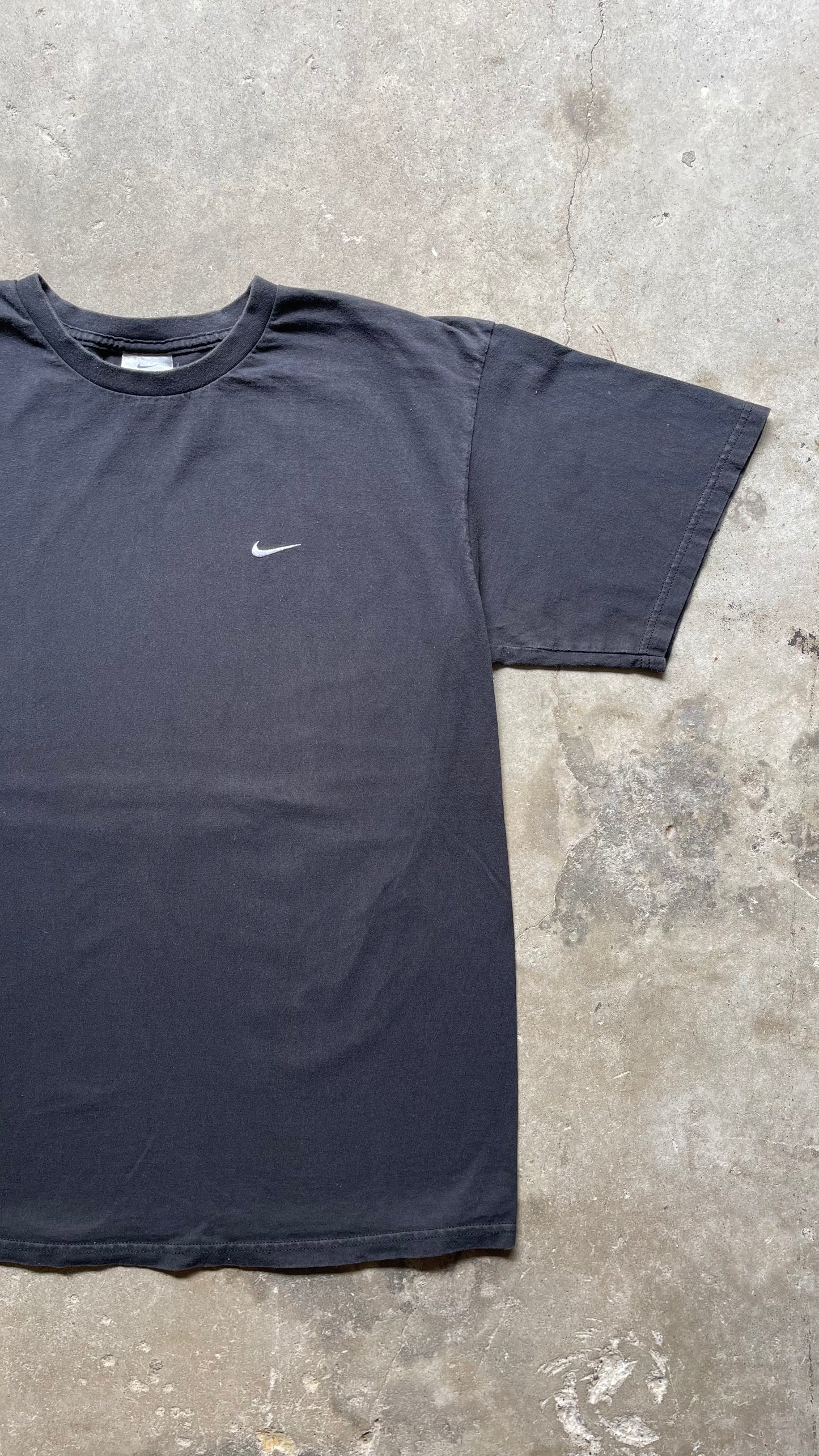 2000S NIKE FADED TEE - L