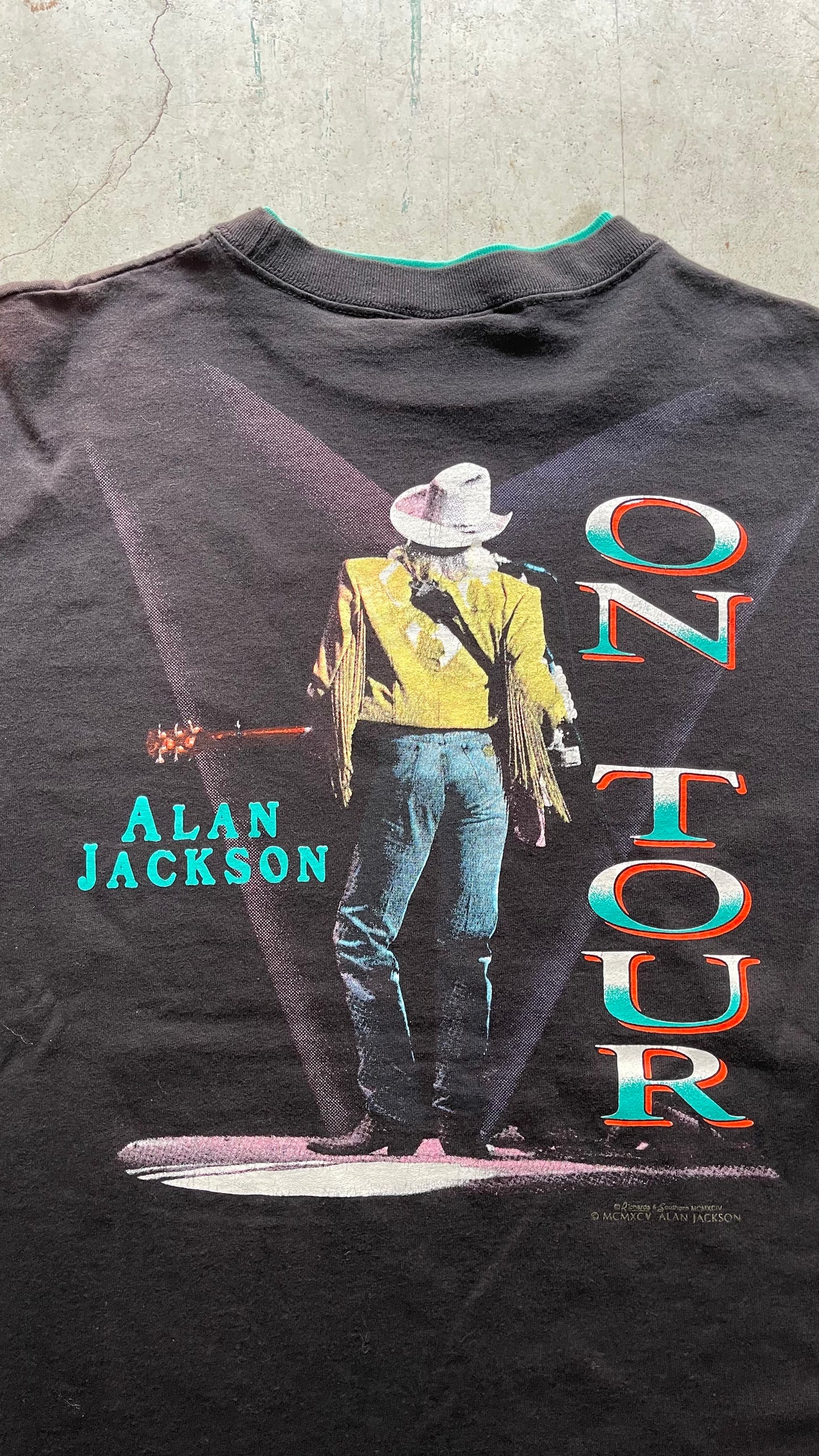 1990S "JACKSON ALLAN" FADED TEE - L