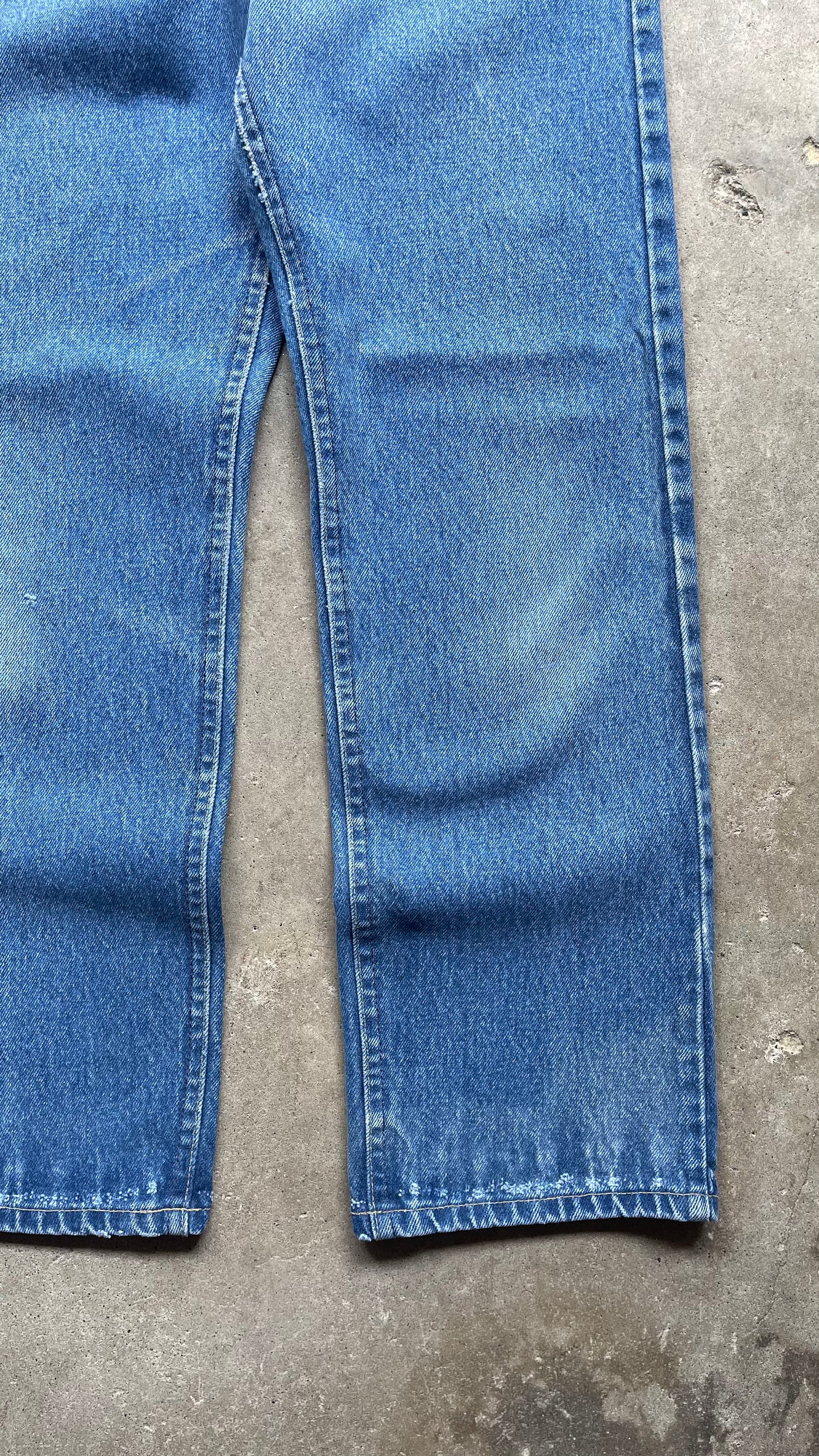 1990S LEE STRAIGHT MID WASHED JEANS - 28 x 30