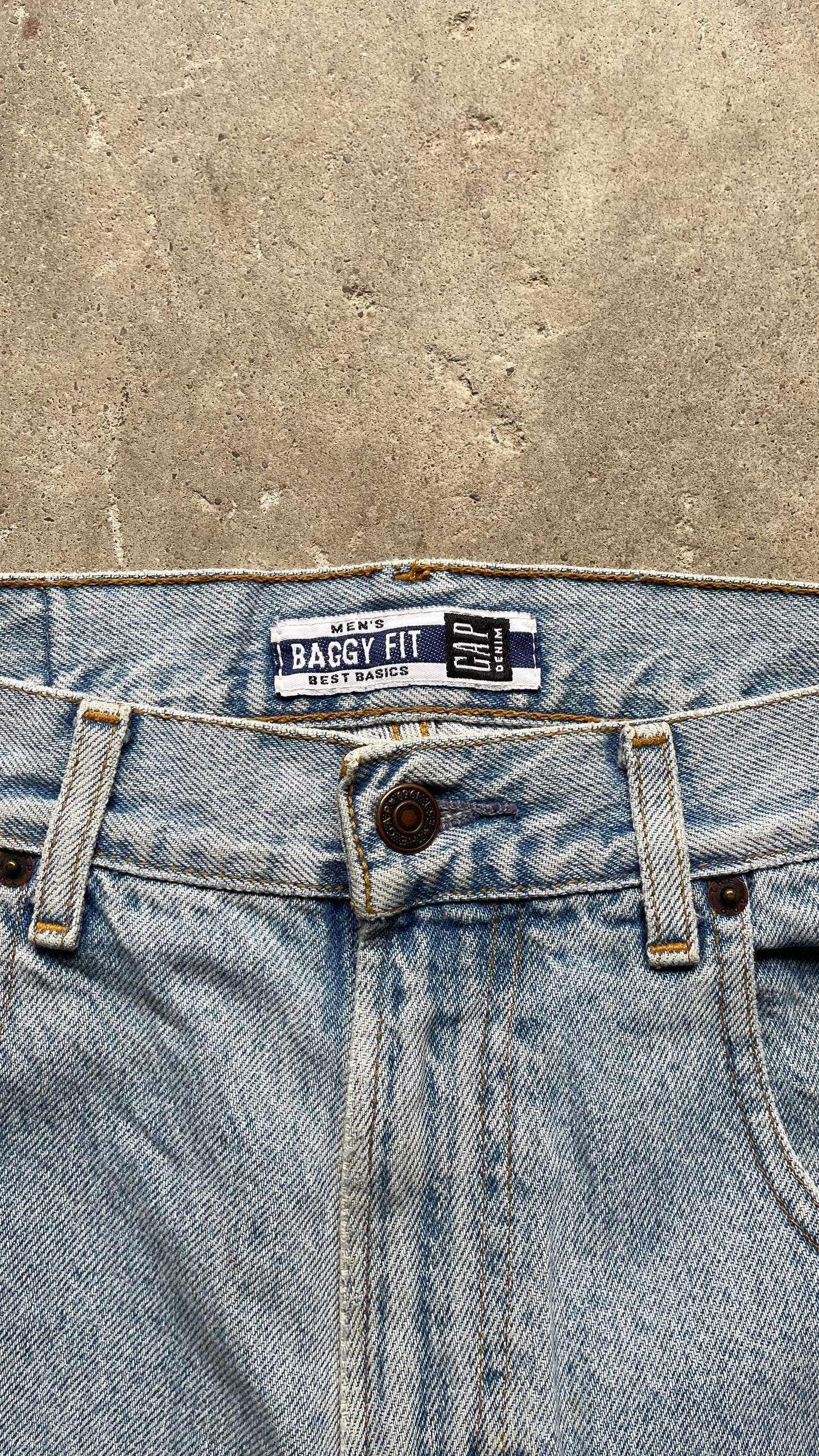 1990S GAP BAGGY FIT DENIM SHORTS - 32