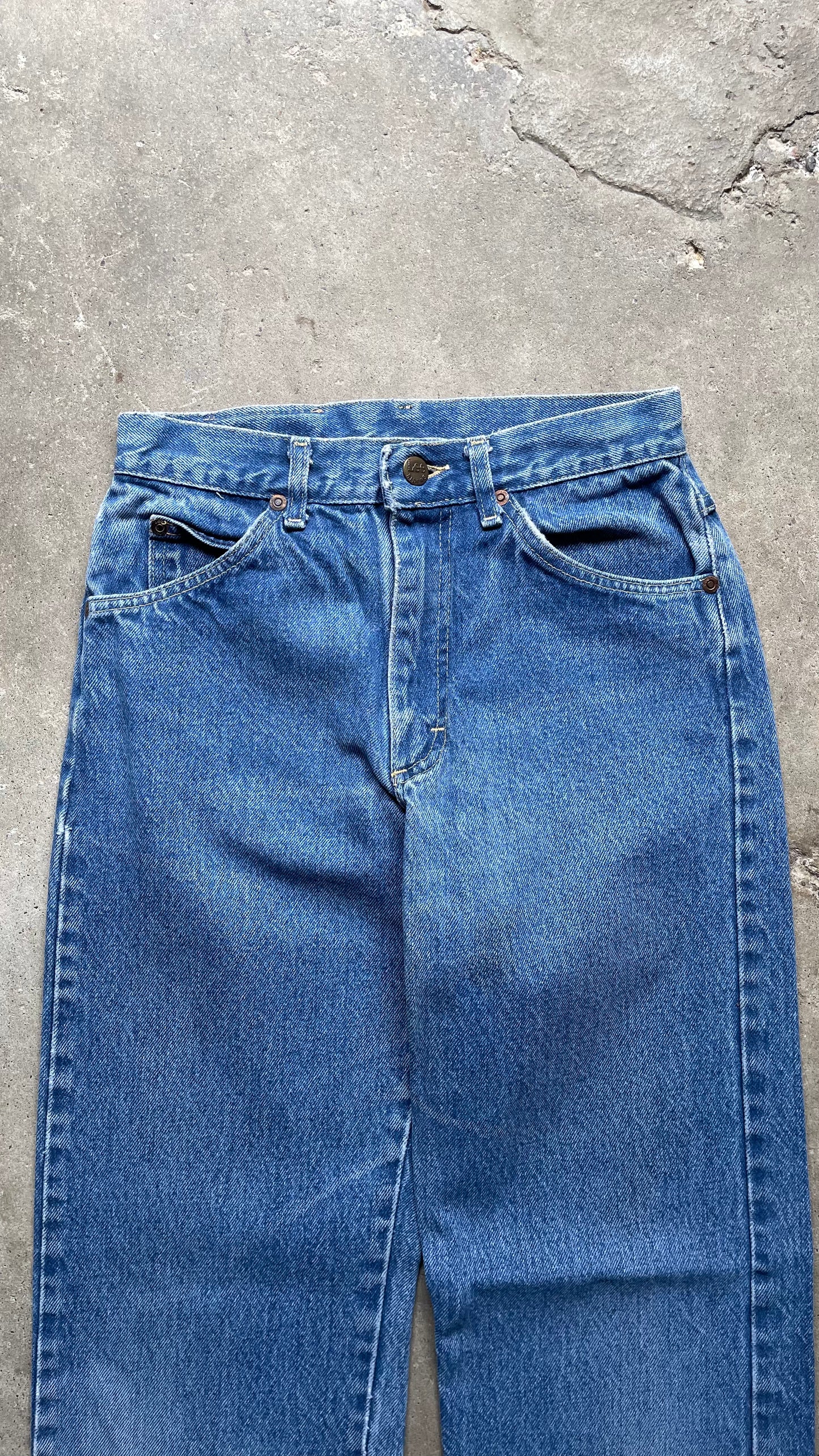 1990S LEE STRAIGHT MID WASHED JEANS -