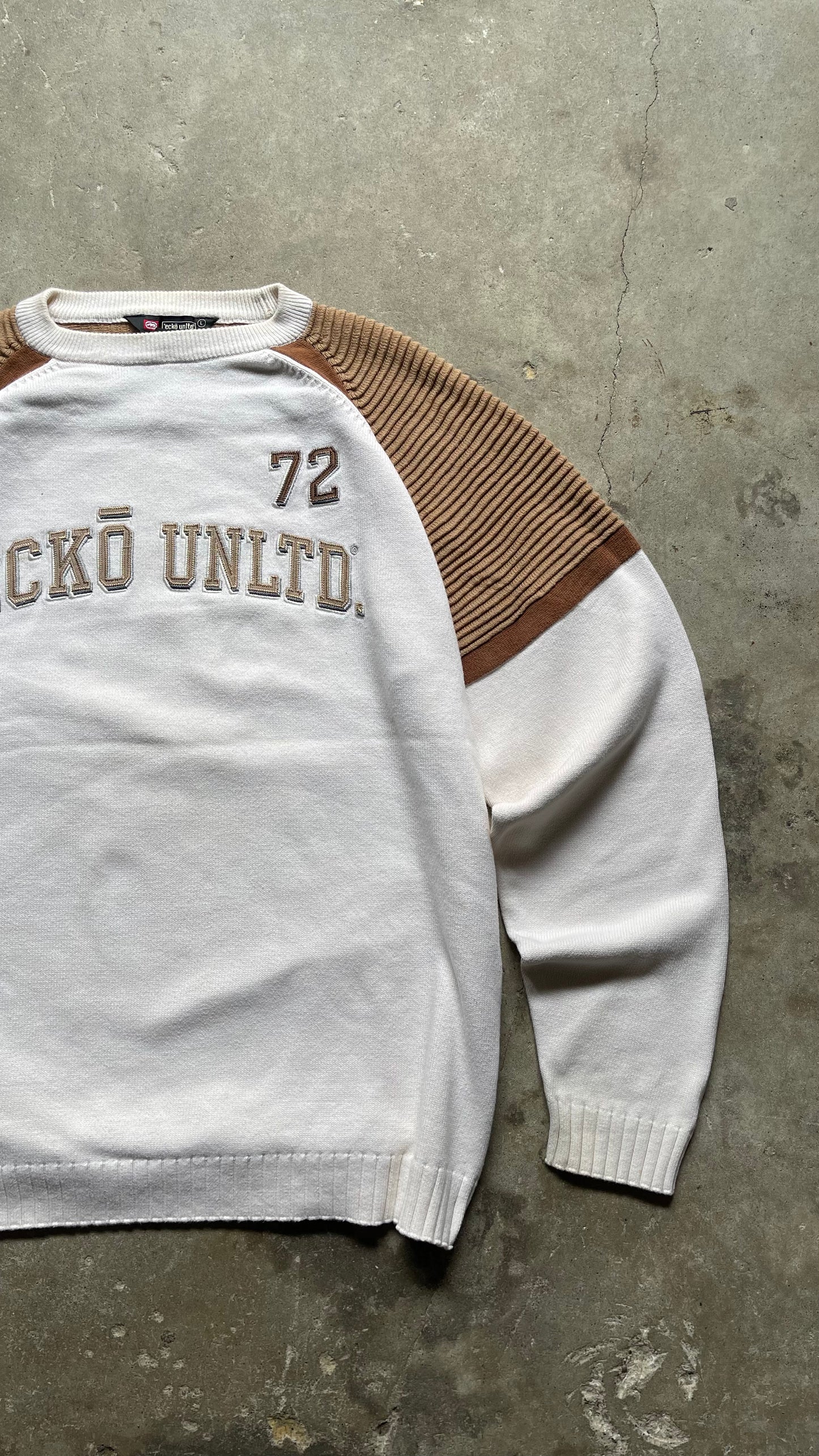 2000S ECKO UNLTD. SWEATER - L