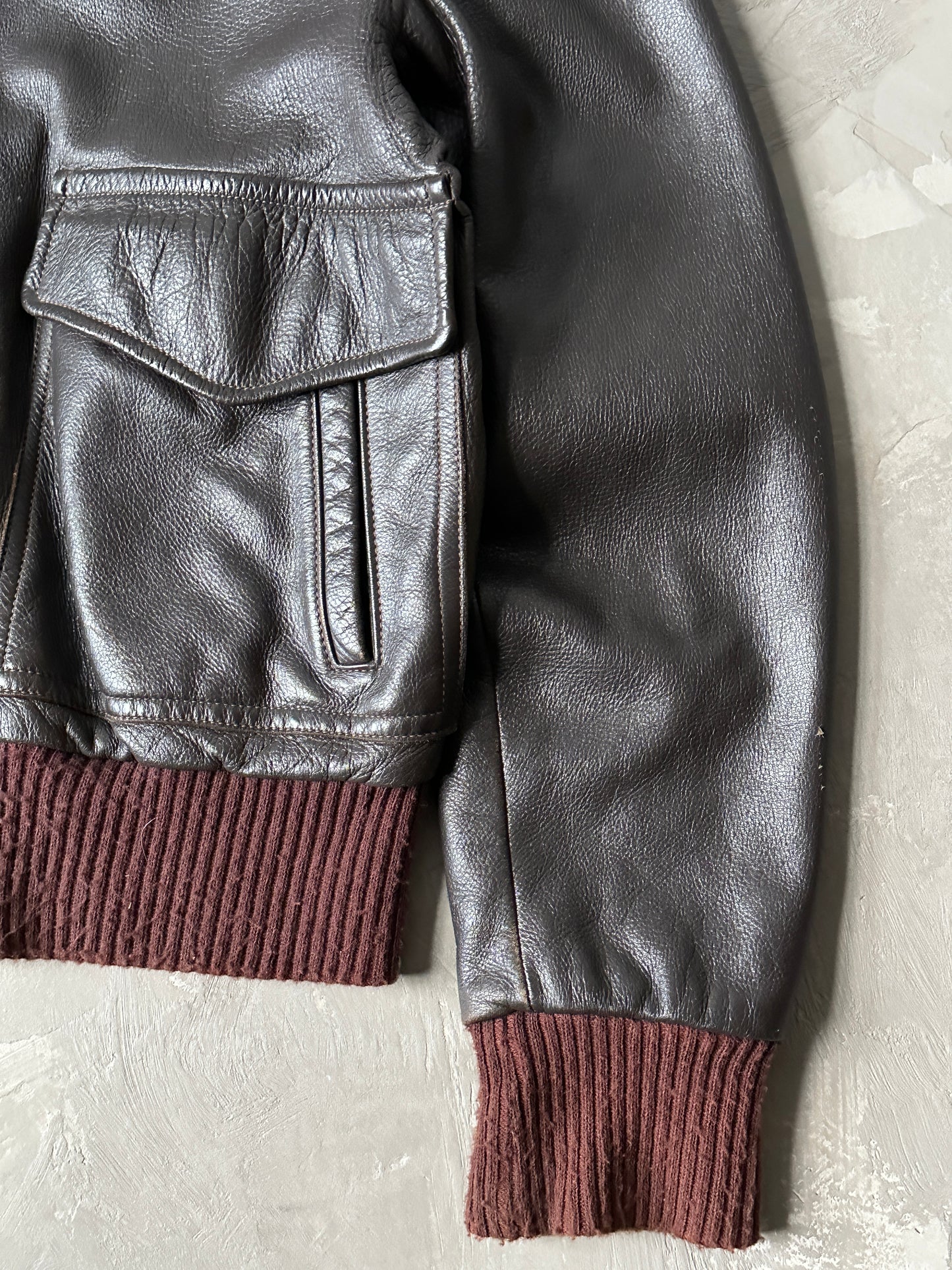 1970S - BROWN W.B PLACE & CO. LEATHER FLIGHT JACKET SHERLING COLLAR - L/XL (44)