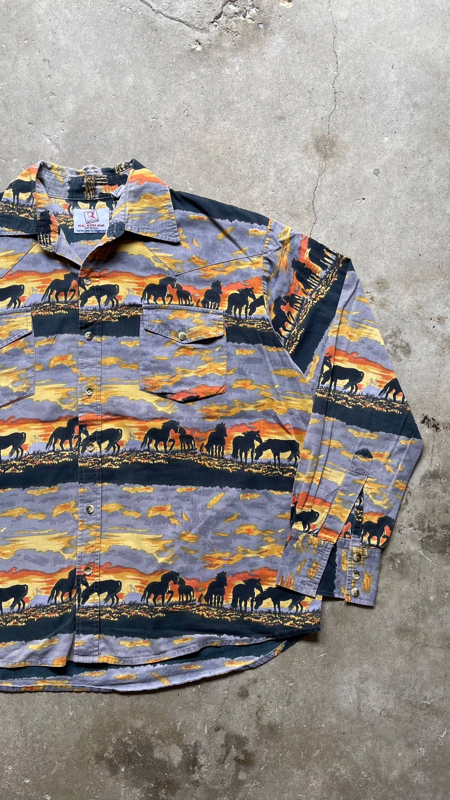 2000S COWBOY HORSE BUTTON UP LONG SLEEVE - L