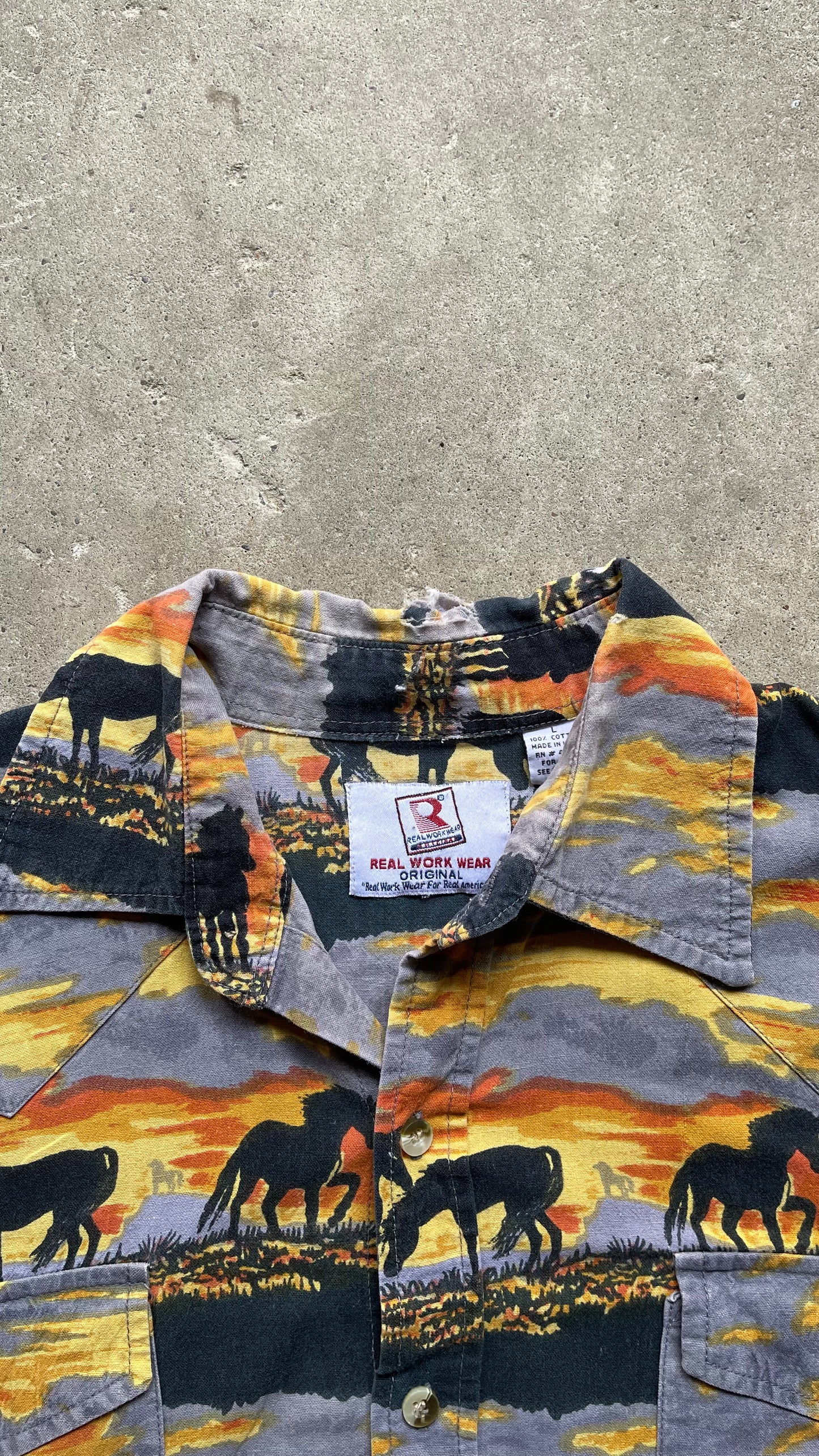 2000S COWBOY HORSE BUTTON UP LONG SLEEVE - L