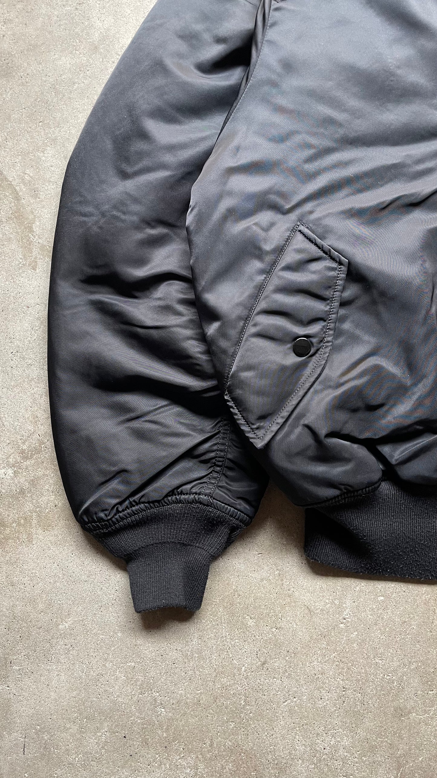 1990S ALPHA INDUSTRIES BOMBER FLIGHT REVERSIBLE JACKET - L