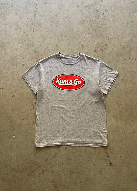 2000S "KUM & GO" PARODY TEE - M