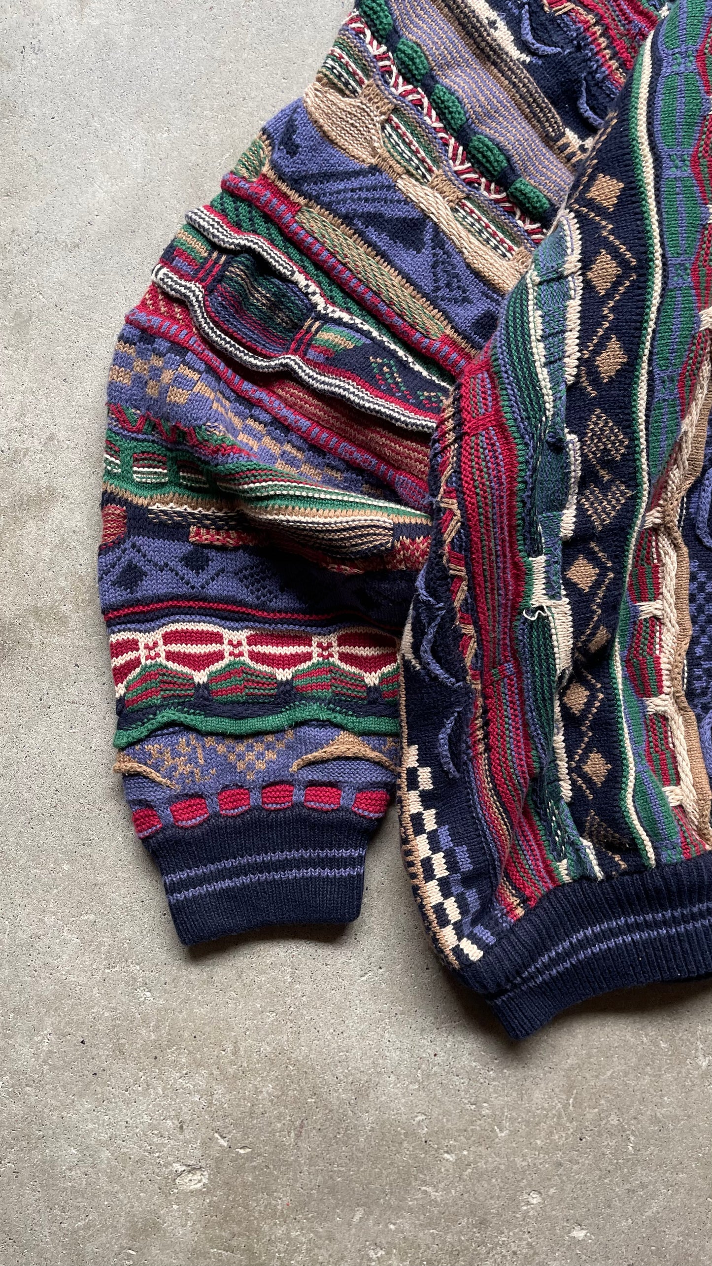 1990S 3D PATTERNED KNIT SWEATER - XXL