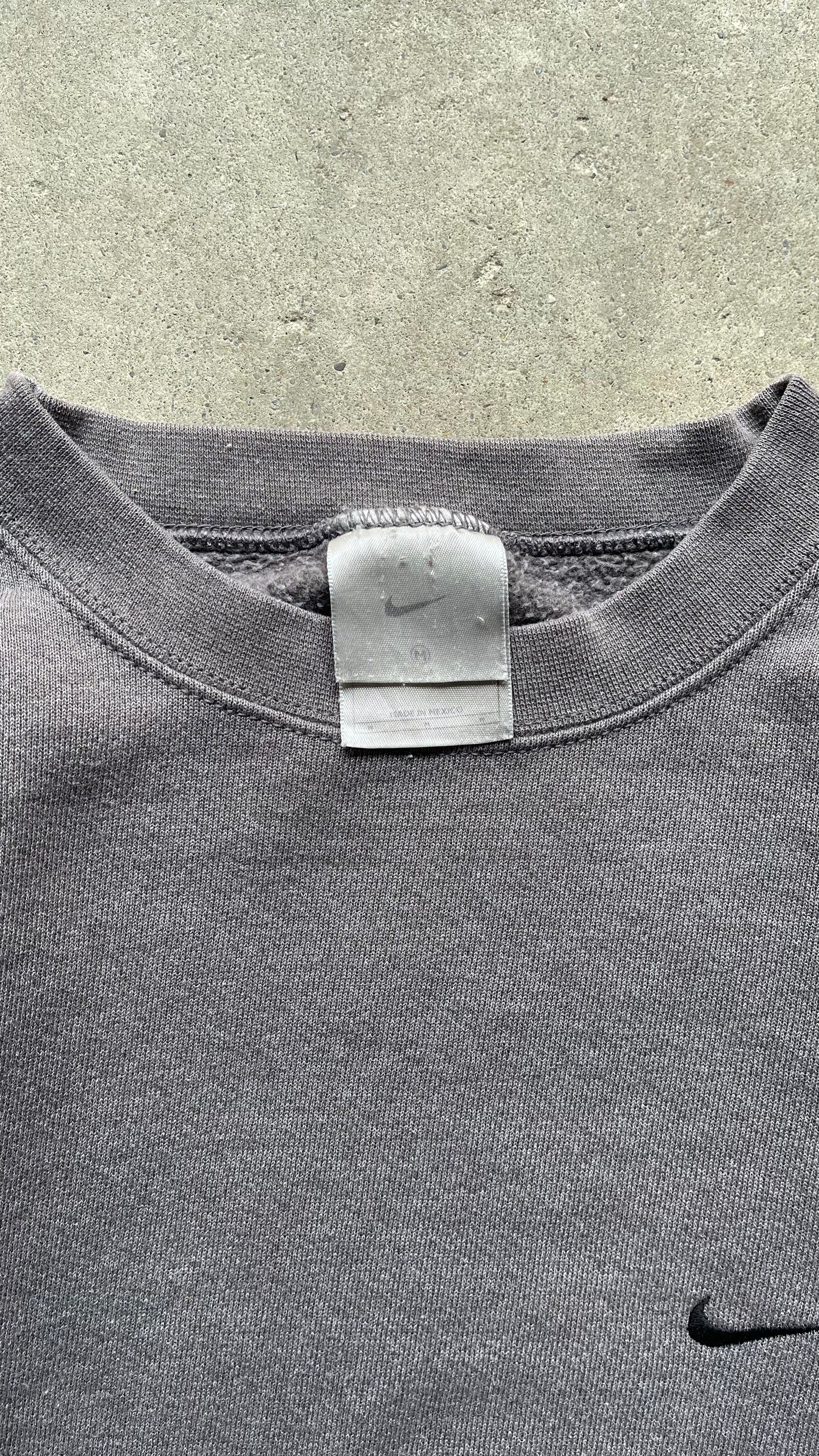 1990S FADED NIKE SWOOSH SWEATSHIRT BLACK - M