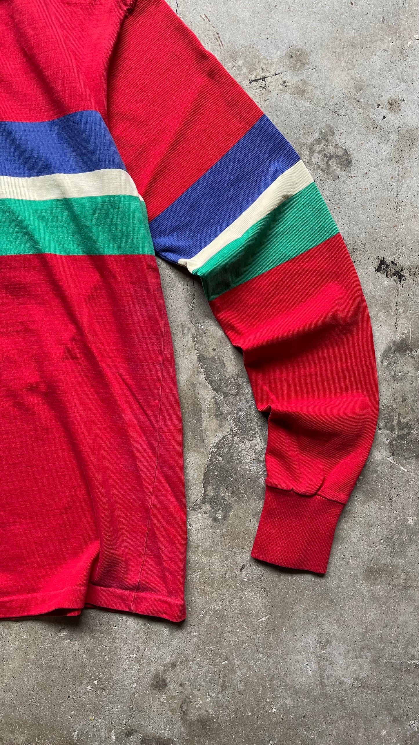 1990S RUGBY BUTTOM UP SWEATSHIRT RED - M