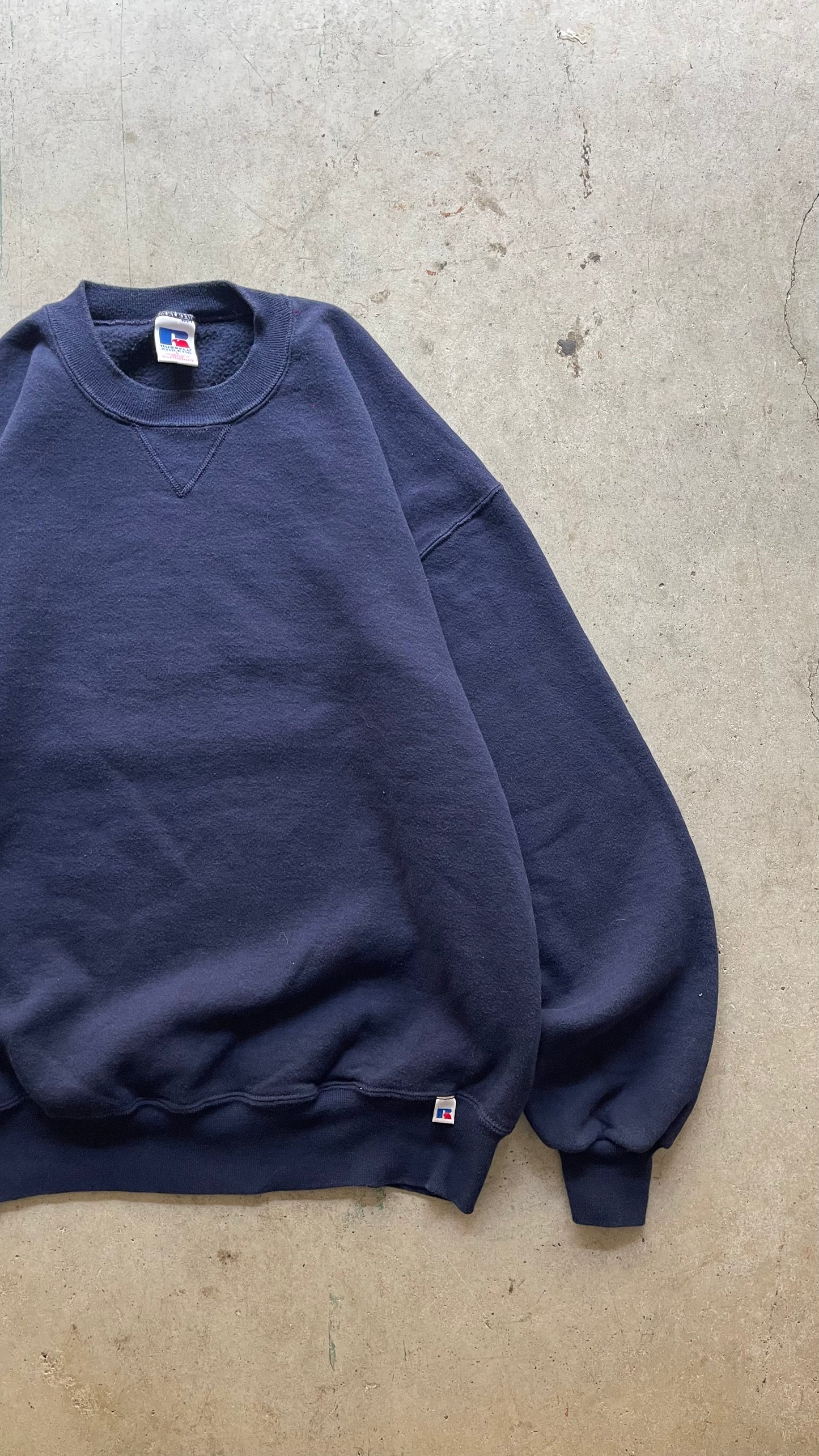 1990S RUSSELL ATHLETIC SWEATSHIRT NAVY - L