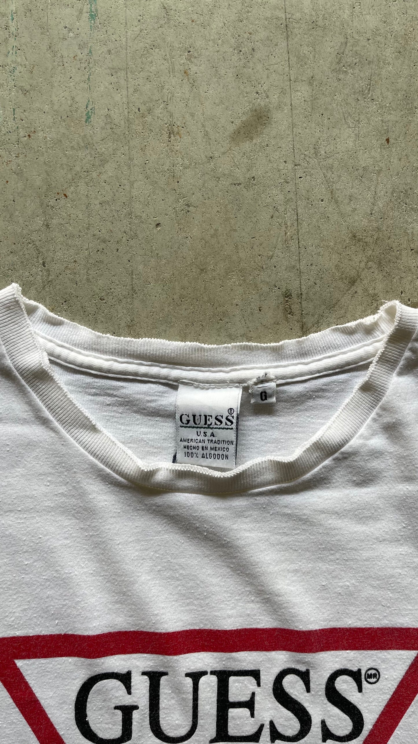 2000S GUESS "BAJA" WHITE TEE - XL