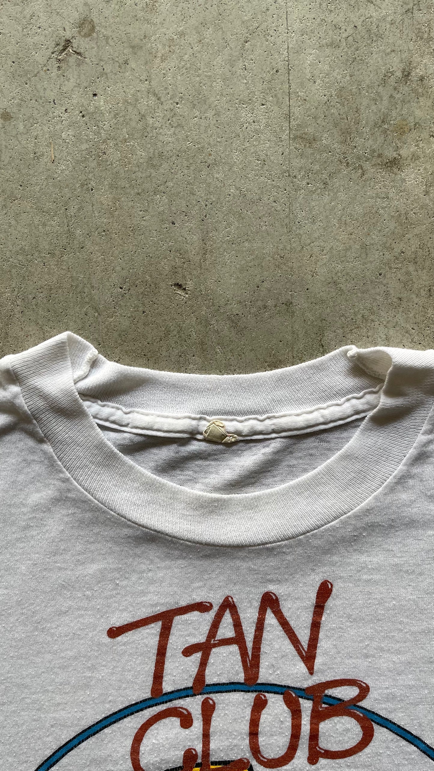 1990S "TAN CLUB" WHITE TEE - M