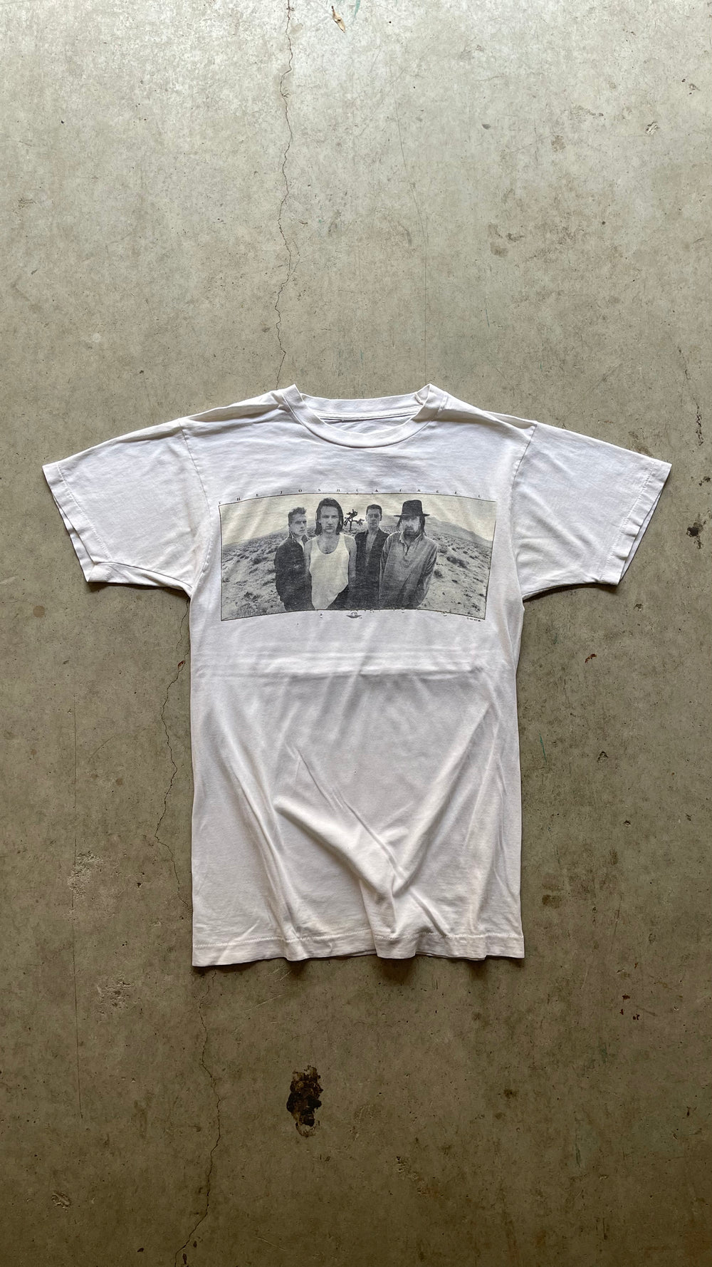 1990S "THE JOSHUA TREE" DISTRESSED TEE - L