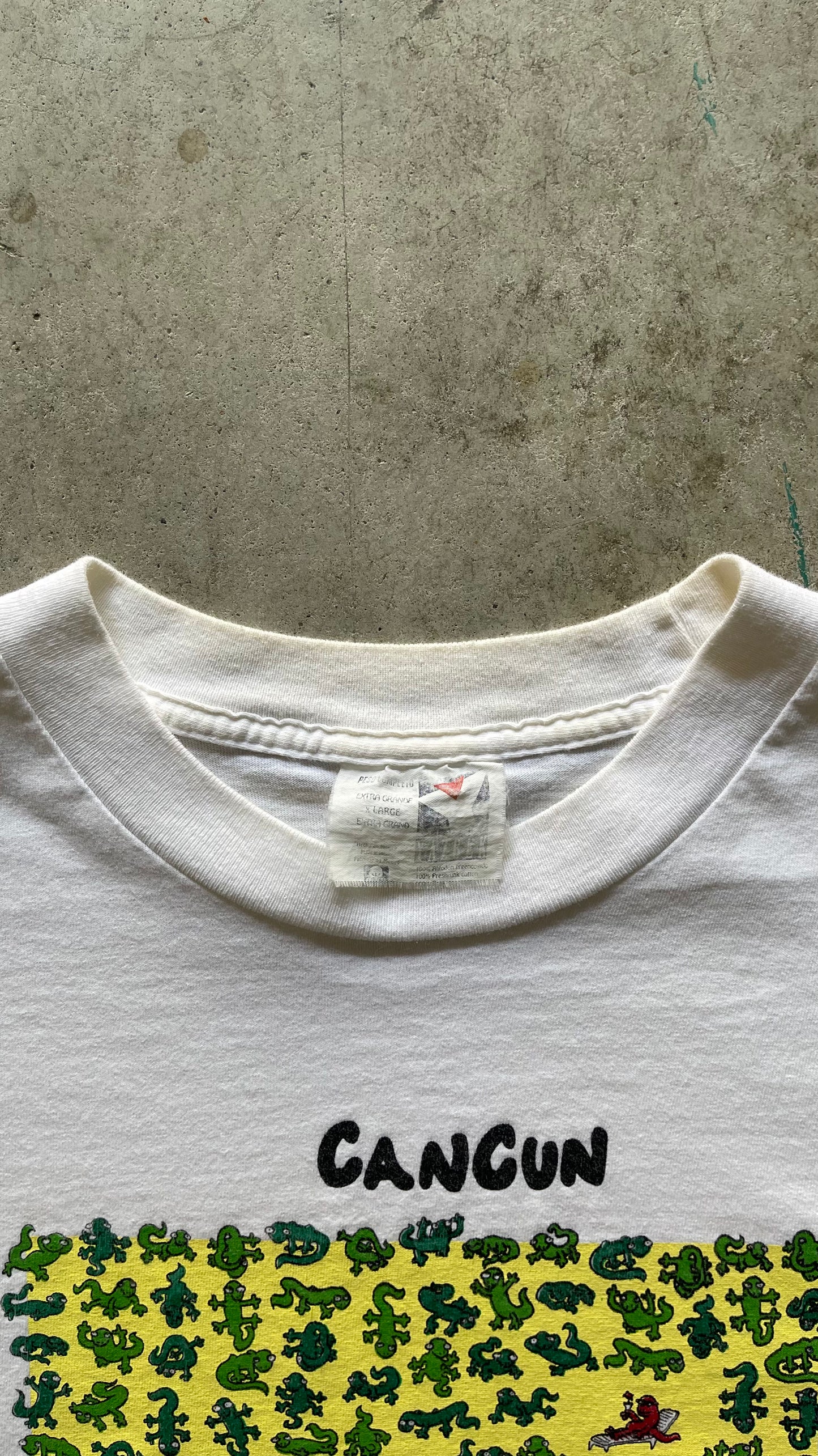 1990S CANCUN VACATION TEE - XL