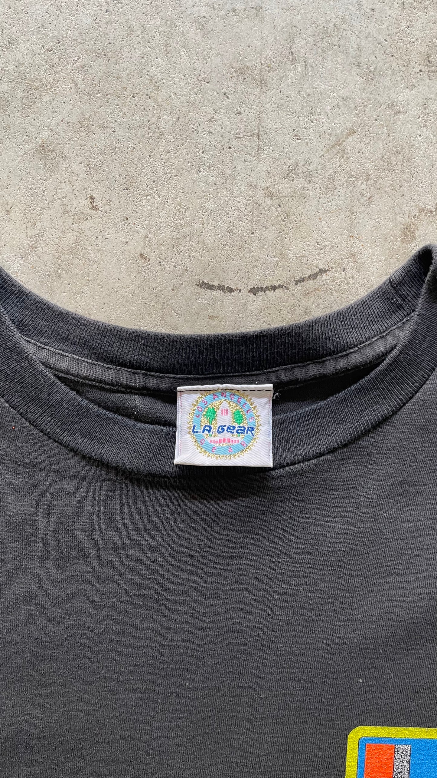 1990S FADED "LA GEAR" BLACK TEE - L
