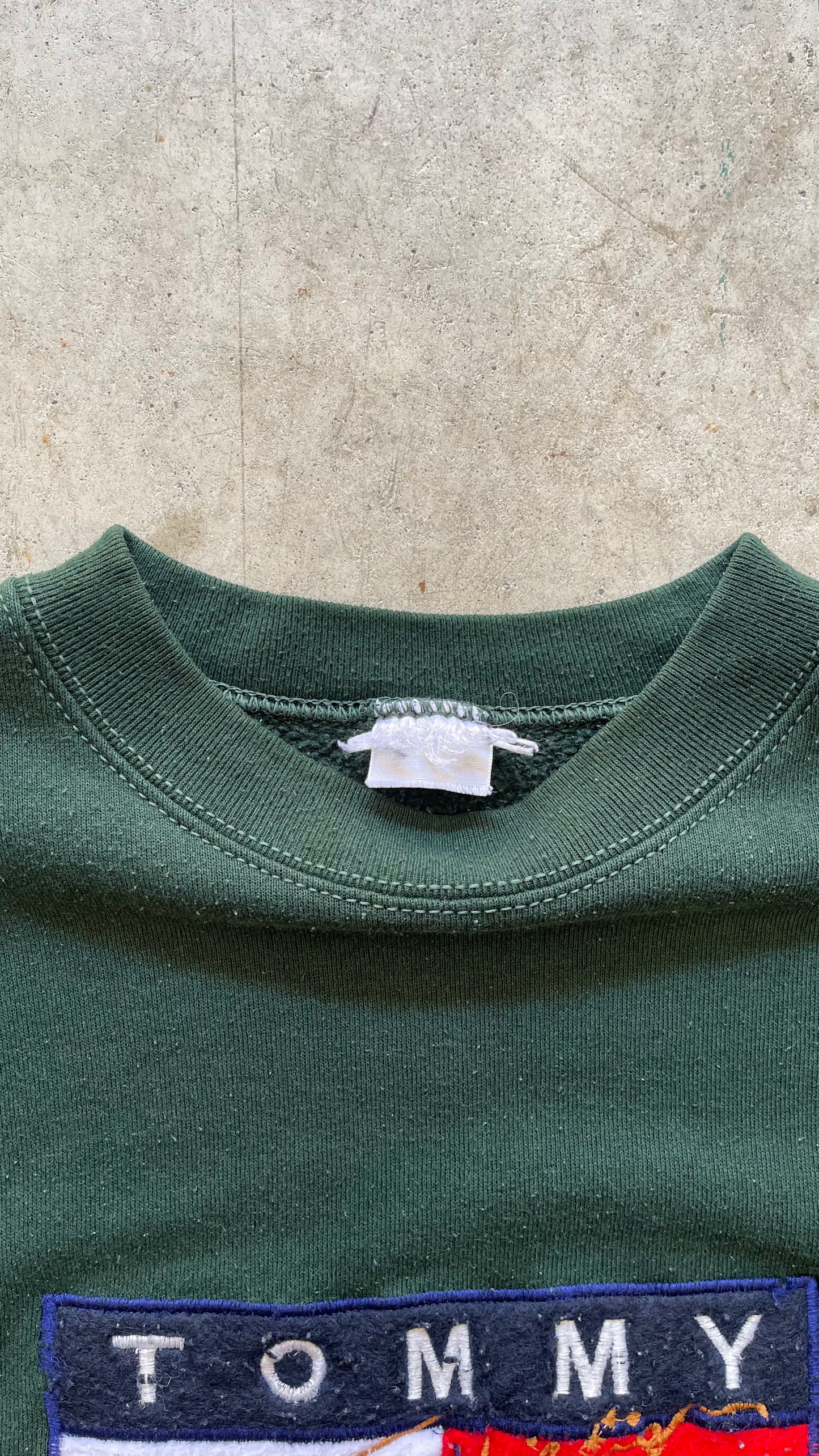 1990S TOMMY HILFIGER GREEN SWEATSHIRT - L