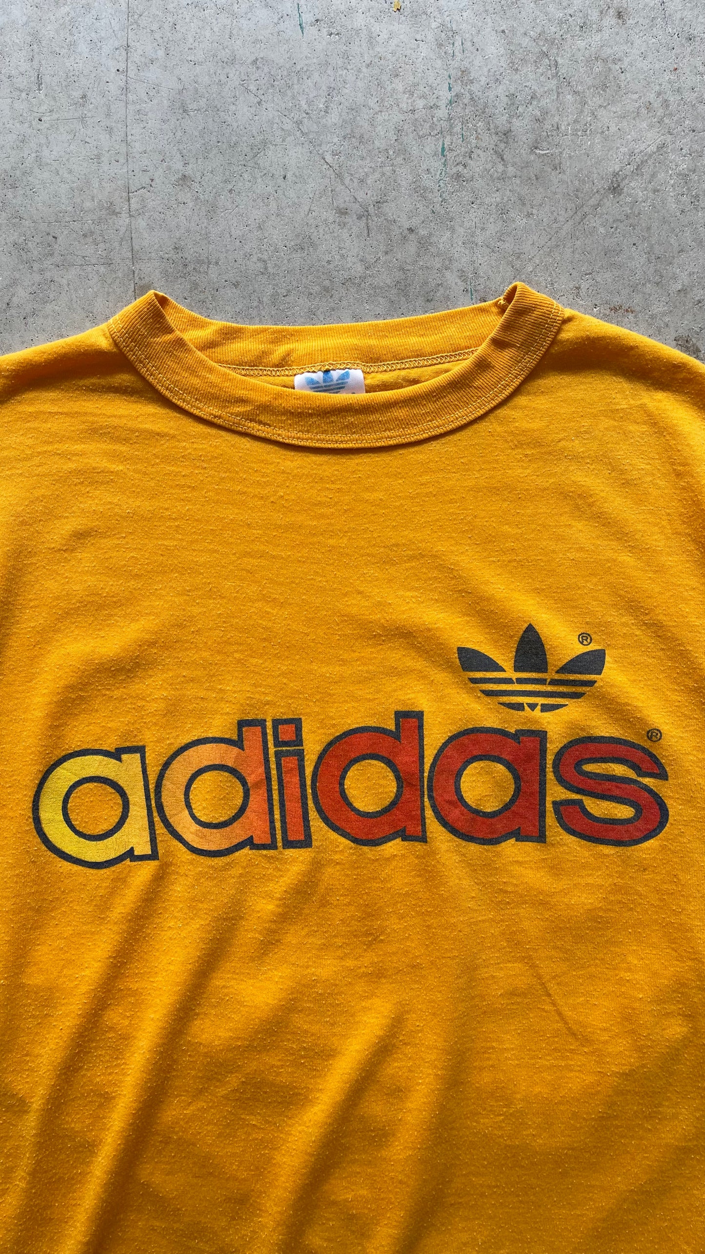 1990S ADIDAS YELLOW TEE - L