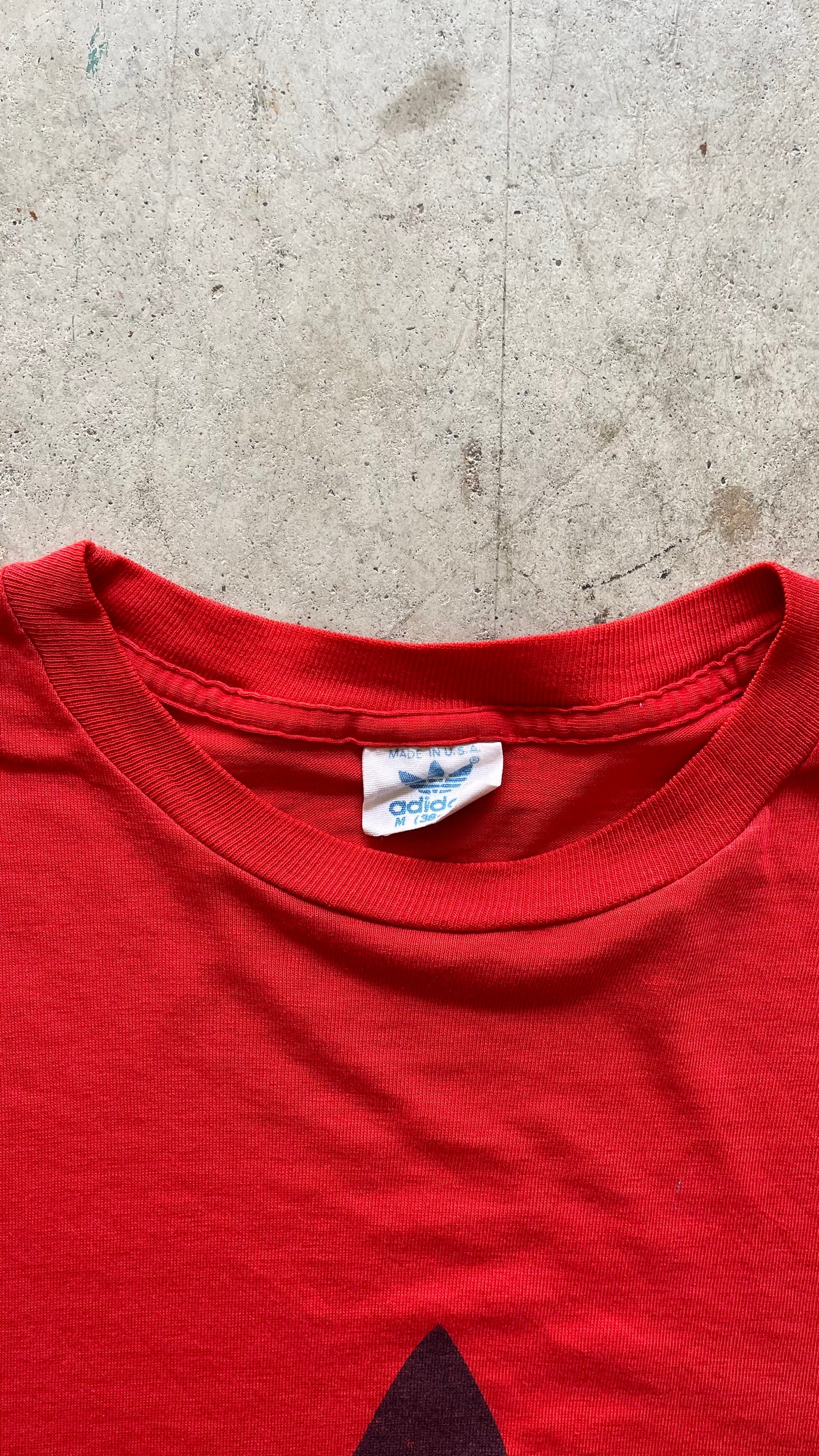1980S ADIDAS RED TEE - M
