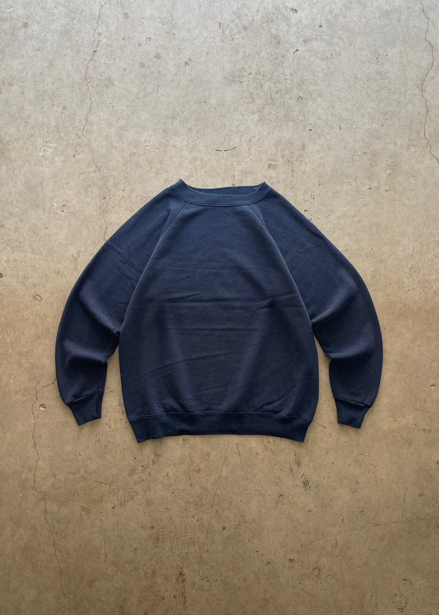 1990S FADED BLUE SWEATSHIRT  - L