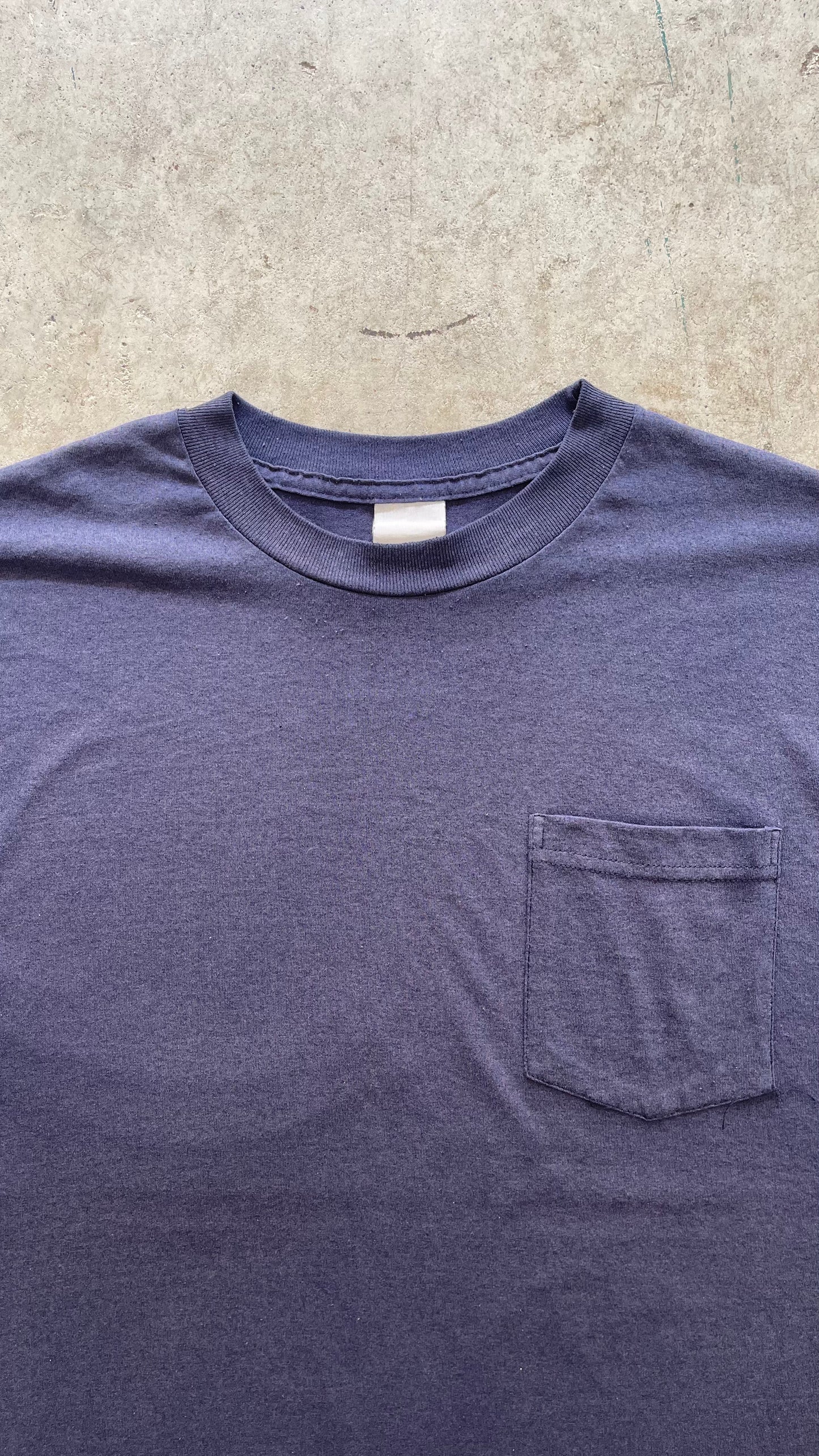 1990S FADED NAVY POCKET TEE - L